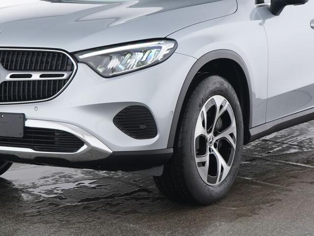 Mercedes-Benz GLC-KLASSE 300 e 4MATIC Plug-In Hybride Trekhaak | Panorama Schuif-Kanteldak | Memory Voorstoelen | Stuur en Stoelverwarming. Inclusief 24 maanden MB Certified garantie voor Europa.