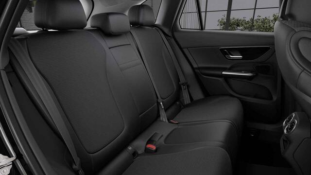 Mercedes-Benz GLC-KLASSE 300e 4MATIC Luxury Line | Panoramadak | Trekhaak | Winter pakket | Rij assistentiepakket | Premium pakket |