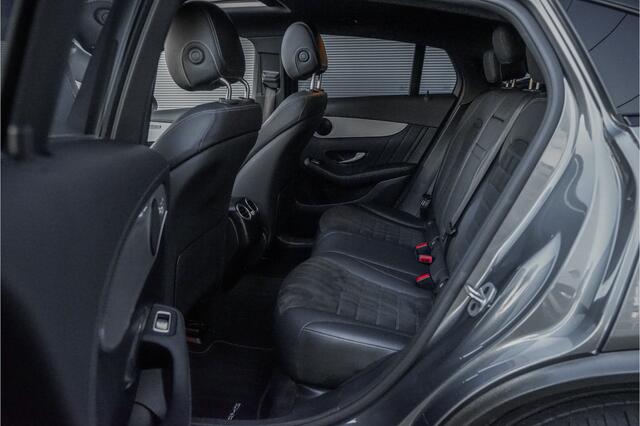 Mercedes-Benz GLC-KLASSE Coupé 300e 4M AMG Line Night Pano 360° Camera 19"