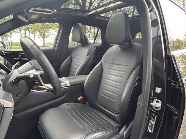 Mercedes-Benz GLC-KLASSE 300e AMG 4Matic // Burmester // Trekhaak // Panoramadak // Distronic // Rijassistentie pakket // Leder // Memory // 360 Camera // Alarm // Treeplanken