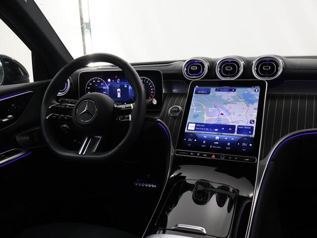 Mercedes-Benz GLC-KLASSE 300e 4MATIC AMG Line | Premium plus | Panoramadak | Trekhaak | Night pakket |