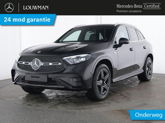 Mercedes-Benz GLC-KLASSE 300 e 4MATIC AMG Plug-In Hybride AMG Line | Trekhaak | Digital Licht | 20 Inch AMG Velgen | Stuur en Stoelverwarming.