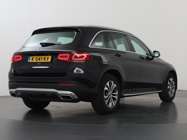 Mercedes-Benz GLC-KLASSE 200 4MATIC Premium | Treeplanken | Stoelverwarming | Widescreen | Multibeam |