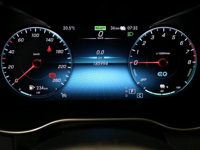 Mercedes-Benz GLC-KLASSE 300e 4MATIC AMG | Navi | Panorama | Trekhaak | Burmester |