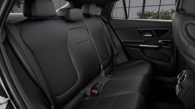 Mercedes-Benz GLC-KLASSE Coupé 300e 4MATIC AMG Line | Massage | Premium plus | Trekhaak | 20 inch | Winter pakket | Night pakket |