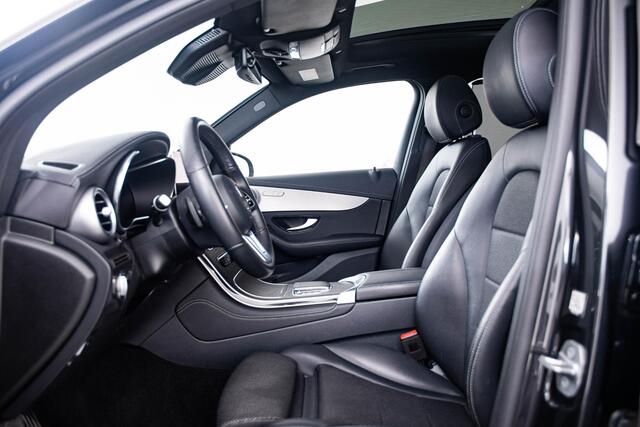 Mercedes-Benz GLC-KLASSE 300e 4MATIC Business Solution Panoramadak - Treeplanken - Head up - Burmester - Rijassistentiepakket plus - AIR BALANCE-pakket - Stoelverwarming voor - KEYLESS GO - Adaptieve grootlichtassistent plus -