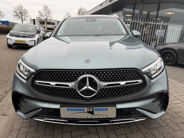 Mercedes-Benz GLC-KLASSE 300e 4MATIC AMG Pano-Dak | Trekhaak | Leer |