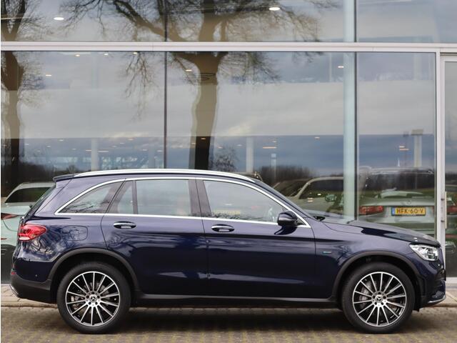 Mercedes-Benz GLC-KLASSE 300e 4MATIC Premium | Memory Seats | Navigatie | Camera | LED | Multispaak | Automaat
