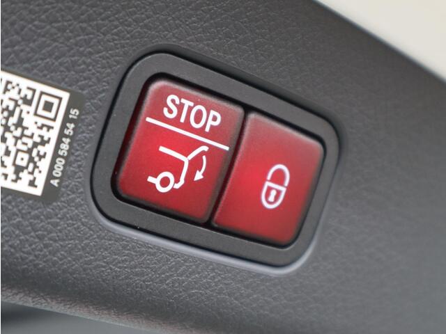 Mercedes-Benz GLC-KLASSE 300de 4MATIC AMG Line Panoramadak | Memory Seats | Burmester | Trekhaak | 360 camera | Multispaak | LED | Navigatie | Automaat