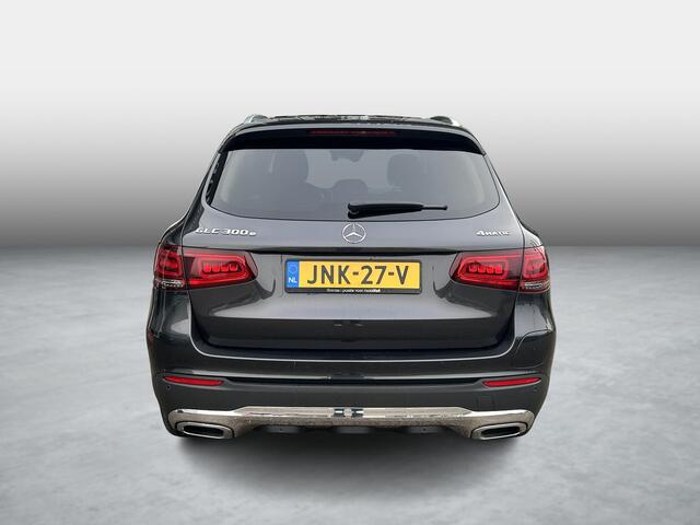 Mercedes-Benz GLC-KLASSE 300e 4MATIC Luxury Line | Stoelverwarming | Panoramadak | Cruise Control