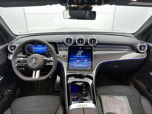 Mercedes-Benz GLC-KLASSE 300e 4MATIC Sport Edition | Premium pakket | Trekhaak | Treeplanken | Nightpakket | 360°-camera | Smartphone integratie | DIGITAL LIGHT | Augmented Reality navigatie | Memorypakket |