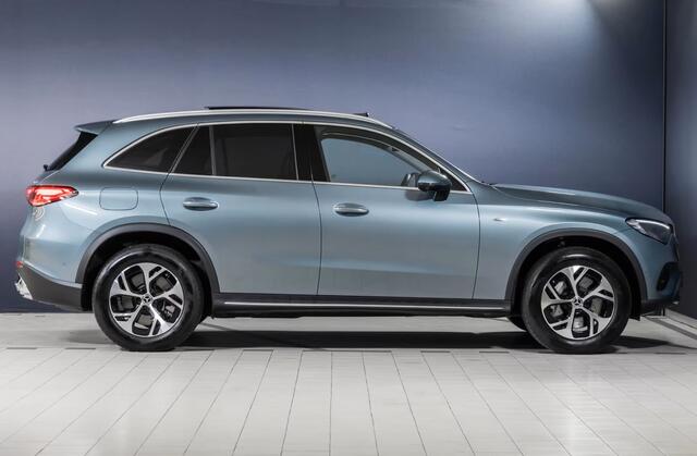 Mercedes-Benz GLC-KLASSE 300de 4MATIC Plug-in Hybrid Panoramadak Stoelkoeling Head-Up Memory Trekhaak LED Keyless-Go Stuurverwarming Stoelverwarming