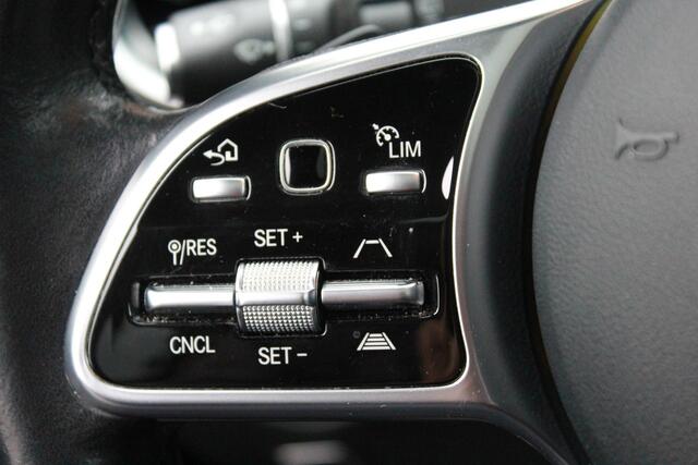 Mercedes-Benz GLC-KLASSE 300e 4MATIC Premium Plus | Pano | Trekhaak | Carplay |