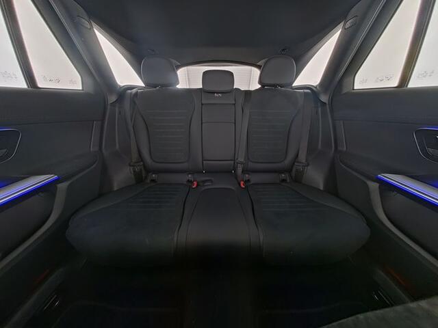 Mercedes-Benz GLC-KLASSE 300 e 4MATIC AMG Plug-In Hybride Edition AMG-Line | Burmester® | Head-up-Display | Alarm Klasse 3 | Trekhaak | 20 Inch AMG Velgen | Night Pakket | Inclusief 24 maanden MB Certified garantie voor Europa.