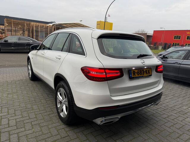 Mercedes-Benz GLC-KLASSE 350e 4MATIC Premium Plus | 12MND GARANTIE | PANODAK | LED | CARPLAY | CRUISE ADAPTIEF | TREKHAAK |