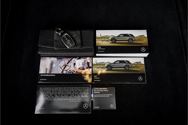 Mercedes-Benz GLE-KLASSE 400d 4M AMG Burmester Airmatic Grijs Kenteken Distronic BTW