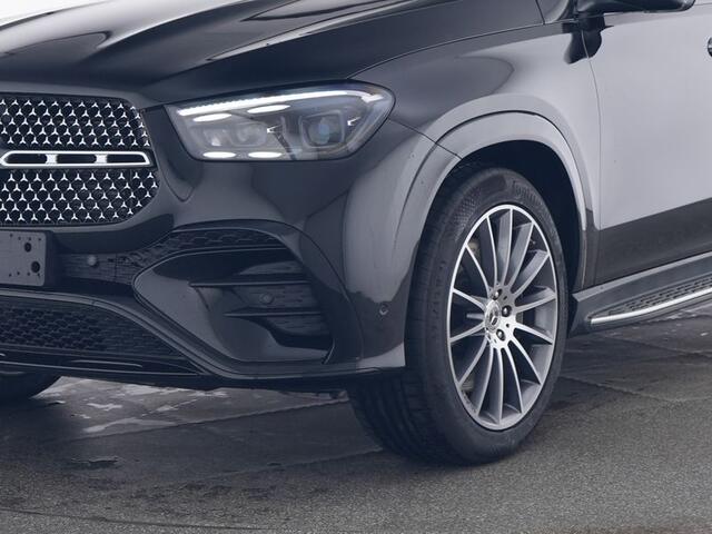 Mercedes-Benz GLE-KLASSE 400 e 4MATIC AMG Plug-In Hybride AMG line | Night Pakket | Airmatic | Alarm | Trekhaak | 21 Inch AMG Velgen | Panorama Schuif-Kanteldak | Rijassistentiepakket. Inclusief 24 maanden Mercedes-Benz Certified garantie voor Europa.