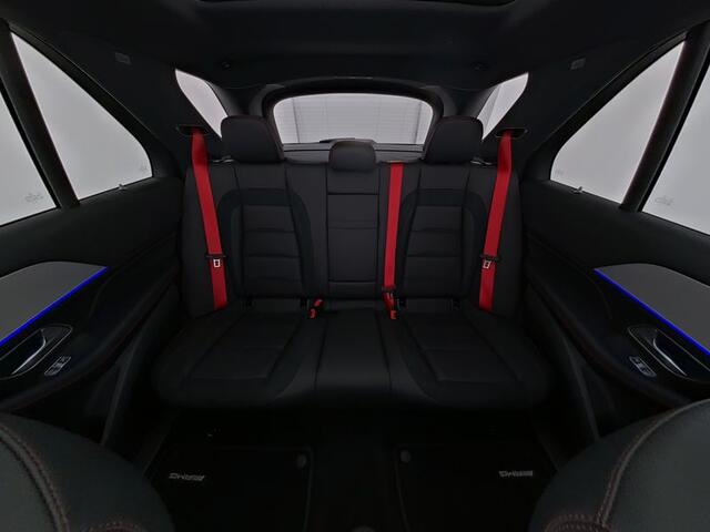 Mercedes-Benz GLE-KLASSE Mercedes-AMG 53 Hybrid 4MATIC+ AMG | Night Pakket | 22 Inch AMG Velgen | Distronic | Trekhaak | Panorama Schuif-Kanteldak. Inclusief 24 maanden MB Certified garantie voor Europa.