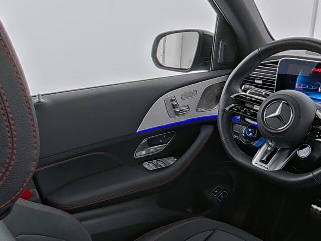 Mercedes-Benz GLE-KLASSE Mercedes-AMG 53 Hybrid 4MATIC+ AMG | Night Pakket | 22 Inch AMG Velgen | Distronic | Trekhaak | Panorama Schuif-Kanteldak. Inclusief 24 maanden MB Certified garantie voor Europa.
