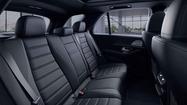 Mercedes-Benz GLE-KLASSE 350 e 4MATIC Premium Plus | AMG | Night | Trekhaak | Panoramadak | Treeplanken | Burmester | Memory | Stoelventilatie |