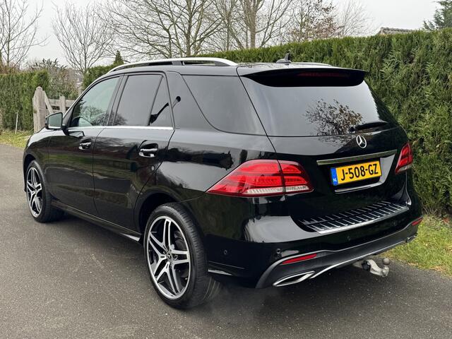 Mercedes-Benz GLE-KLASSE 350 d 4MATIC AMG SPORT EDITION PANORAMADAK AIRMATIC LEER COMAND