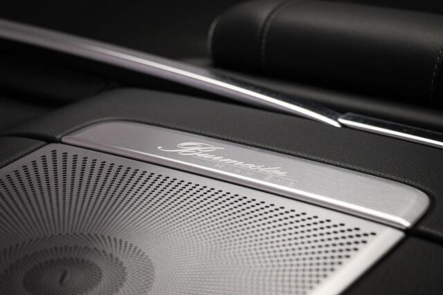 Mercedes-Benz S-KLASSE Cabrio AMG 63 4Matic | RIJASSISTENTIE PACK | HEAD UP | STOELKOELING | 360 CAMERA | 20"