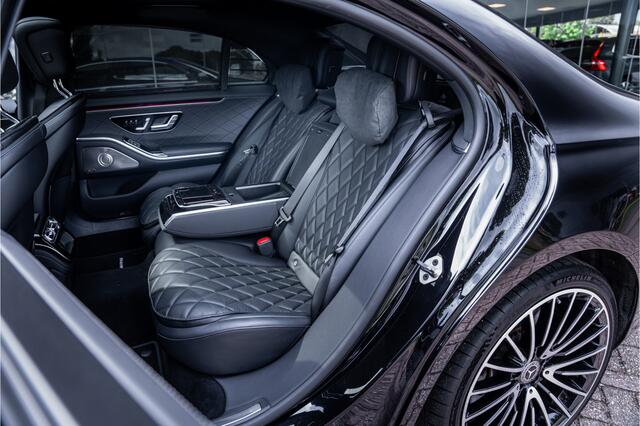 Mercedes-Benz S-KLASSE 500 4MATIC Lang AMG Line ** Achterasbesturing ** Panodak ** HUD ** Burmester Premium Plus ** 21inch ** Ventilatie ** Massage