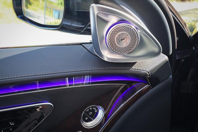 Mercedes-Benz S-KLASSE 500 4MATIC Lang AMG Line | BURMESTER HIGH END 4D | ADAPTIVE CRUISE CONTROL | STOELVERARMING & VERKOELING | MASSAGE | LANG | LEDERE DASHBOARD | STUURVERWARMING | 360 CAMERA | SFEERVERLICHTING | ELEKTRISCHE ACHTERKLEP |