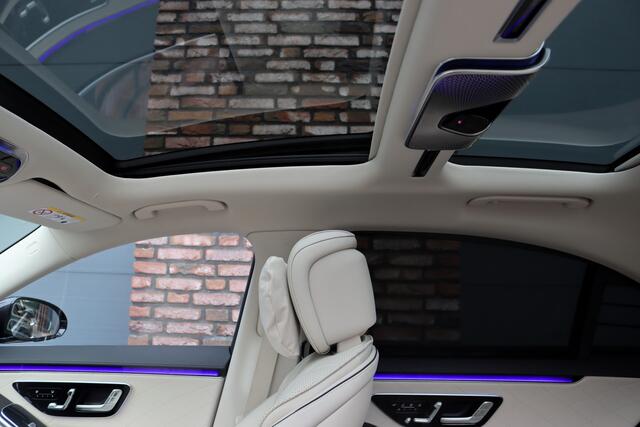 Mercedes-Benz S-KLASSE 580 e Lang AMG Line | Airmatic | Distronic+ | Chauffeurspakket | Zonweringspakket | Massage V+A | | MBUX Tablet | Burmester | HUD | Stoelventilatie V+A | Nekverwarming |