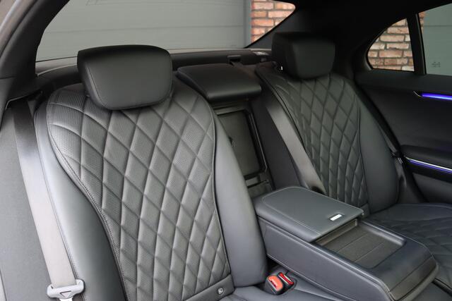 Mercedes-Benz S-KLASSE 580 e 4MATIC Lang AMG Line | Airmatic | Achterasbesturing | Distronic+ | Massage | Memory | Burmester | Stoelventilatie | 3D-Display | HUD | Digital Light | Vlakkenverwarming |