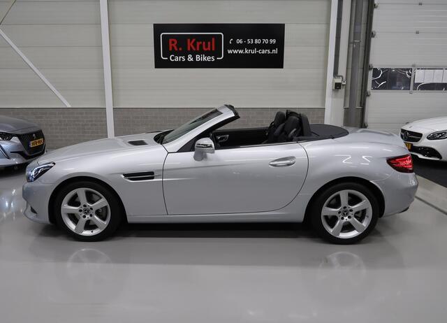 Mercedes-Benz SLC-KLASSE 200 Panoramadak Airco Navigatie Leer Nekverwarming Sportstoelen Automaat Sportvelgen Lage km.stand Zeer nette staat LED 2e eigenaar