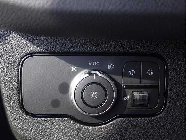 Mercedes-Benz SPRINTER 319 CDI L2H2 PRO | CLIMA/NAVI/CAMERA/3.500KG AHW/DISTRONIC | Certified