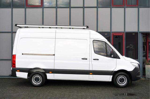 Mercedes-Benz SPRINTER 316 2.2 CDI L2H2 3500KG Chassis 3-Zits