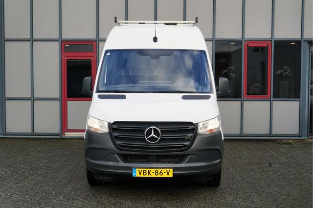 Mercedes-Benz SPRINTER 316 2.2 CDI L2H2 3500KG Chassis 3-Zits