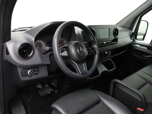 Mercedes-Benz SPRINTER 317CDI 9G-Tronic Automaat L3H2 Maxi | 2800Kg Trekhaak | Touchscreen Mbux | Airco | 3-Persoons | Betimmering