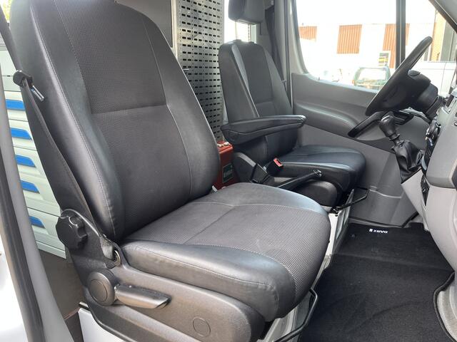 Mercedes-Benz SPRINTER 516 2.2 CDI 432 Kipper Laadkraan Palfinger Airco Knijper Rotator Trekhaak 2000 kg 2-Persoons Airco Kastinrichting 1e eigenaar ex gemeente Autolaadkraan Open laadbak Kieper Pick-up p-up Euro 6