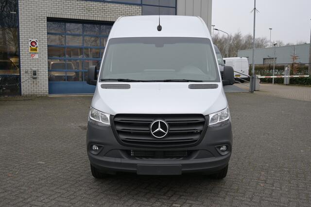 Mercedes-Benz SPRINTER 317 CDI L3H2 MBUX met camera, Geveerde stoel, Climate controle