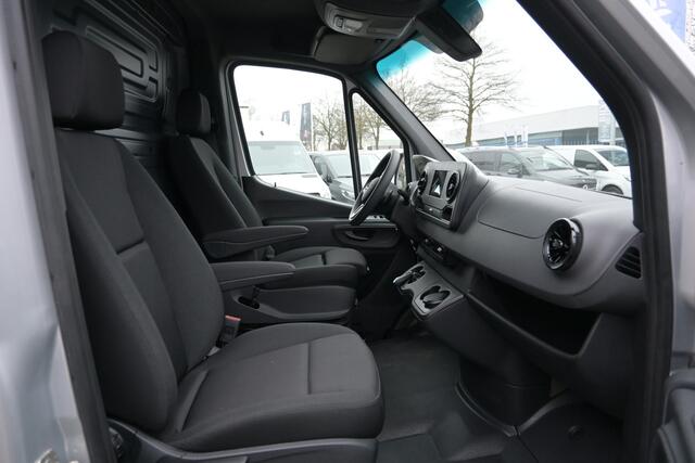 Mercedes-Benz SPRINTER 317 CDI L3H2 MBUX met camera, Geveerde stoel, Climate controle