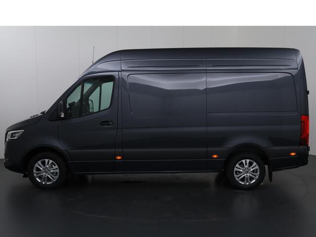 Mercedes-Benz SPRINTER 319 CDI | L2 H2 | Select | Aut. | 3500 KG AHW | Keyless Go | Parkeercamera | Bluetooth | Airco | 3-zits | Led Koplampen | Certified | NIEUW |