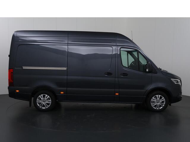 Mercedes-Benz SPRINTER 319 CDI | L2 H2 | Select | Aut. | 3500 KG AHW | Keyless Go | Parkeercamera | Bluetooth | Airco | 3-zits | Led Koplampen | Certified | NIEUW |