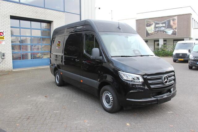 Mercedes-Benz SPRINTER 317 CDI L2H2 Pro 3500kg trekhaak, LED verlichting, Geveerde stoel