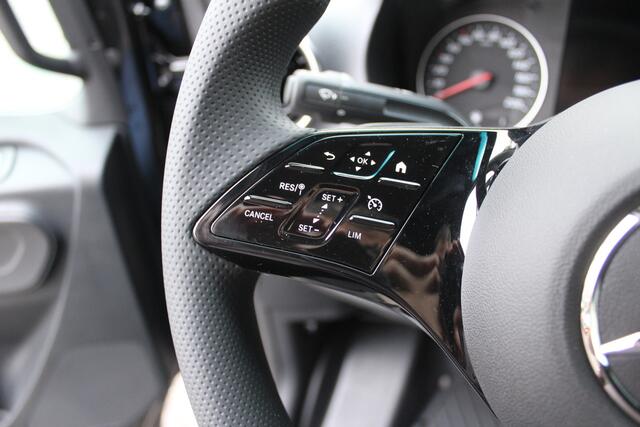 Mercedes-Benz SPRINTER 317 CDI L2H2 Pro 3500kg trekhaak, LED verlichting, Geveerde stoel