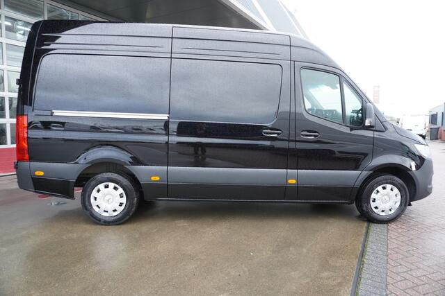 Mercedes-Benz SPRINTER 317 CDI 170PK L2H2 Pro automaat Trekhaak 3.500KG Climate | adap.Cruise | Apple Cp- Android auto | Blis | Camera