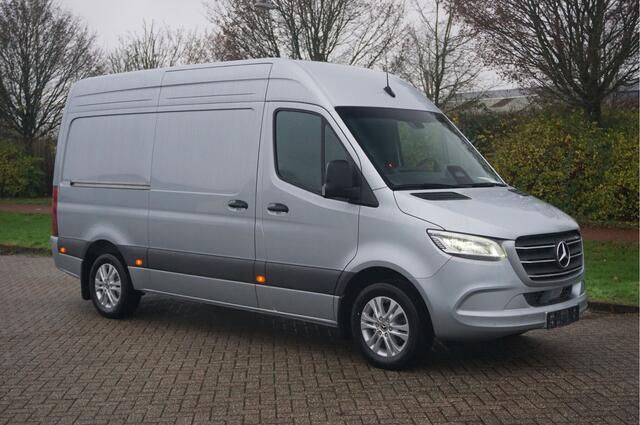 Mercedes-Benz SPRINTER 319CDI Select L2H2 10.25" Mbux, ACC, LED, 17" LM!! NR. *555*