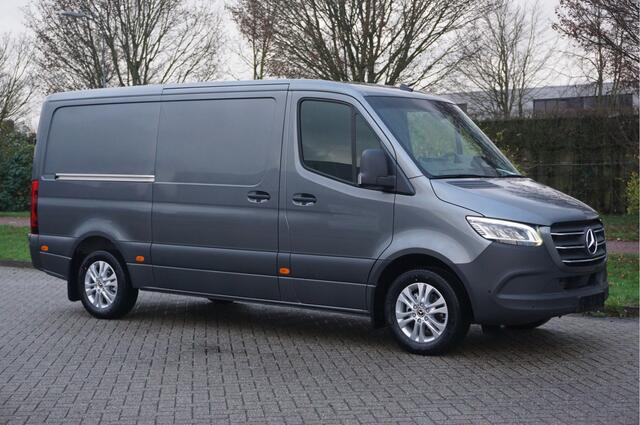 Mercedes-Benz SPRINTER 319CDI Select L2H1 10.25" Mbux, ACC, LED, 3.5T Trekhaak, 17" LM!! NR. *966*