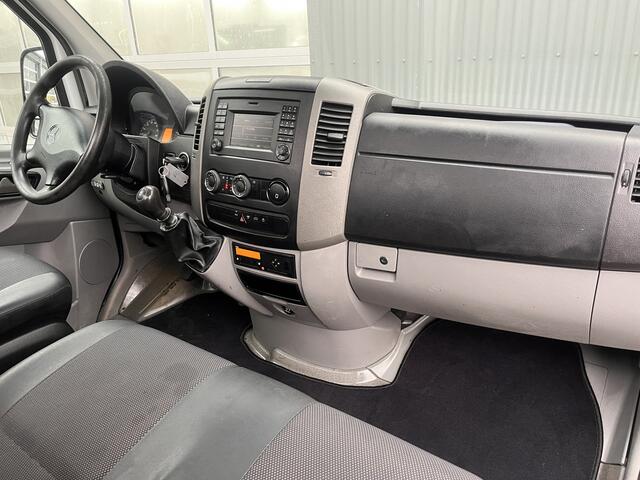 Mercedes-Benz SPRINTER 514 CDI 3-zijden Kipper Euro 6 Hiab 018 laadkraan Airco Trekhaak 3500 kg Navigatiesysteem 1e eigenaar ex Overheid 3-Persoons Kipper Kieper Openlaadbak Kraan Pick-up P-up Gereedschapskist 3 zijdenkipp
