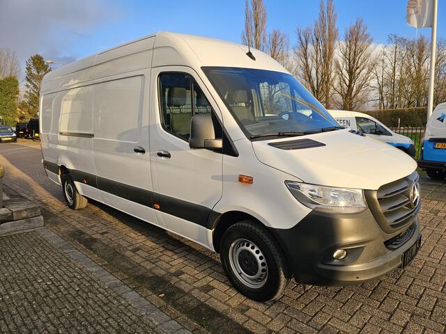 Mercedes-Benz SPRINTER 317 CDI L3-H2 RWD * Navi * 360 Graden Camera * PDC * Chauffeursstoel *