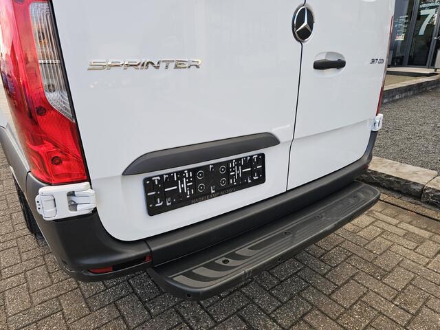 Mercedes-Benz SPRINTER 317 CDI L3-H2 RWD * Navi * 360 Graden Camera * PDC * Chauffeursstoel *
