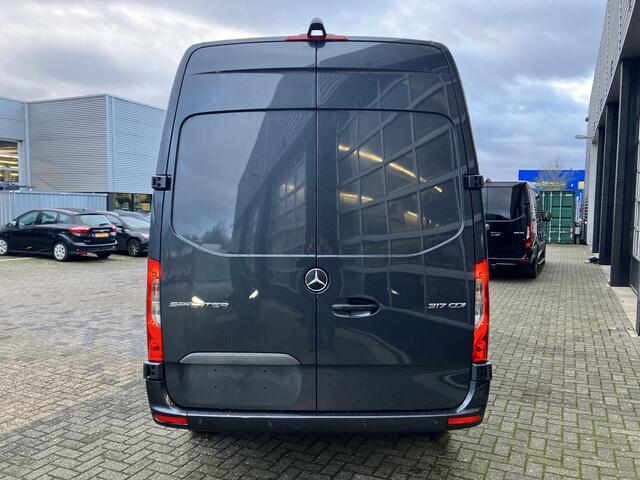 Mercedes-Benz SPRINTER 317 1.9 CDI L2 Select HD Automaat | Alarm Klasse 3 | Lichtmetalen velgen | Parkeerpakket met 360 graden Achteruitrijcamera |