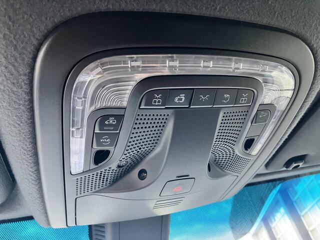 Mercedes-Benz SPRINTER 317 1.9 CDI L2 Select HD Automaat | Alarm Klasse 3 | Lichtmetalen velgen | Parkeerpakket met 360 graden Achteruitrijcamera |